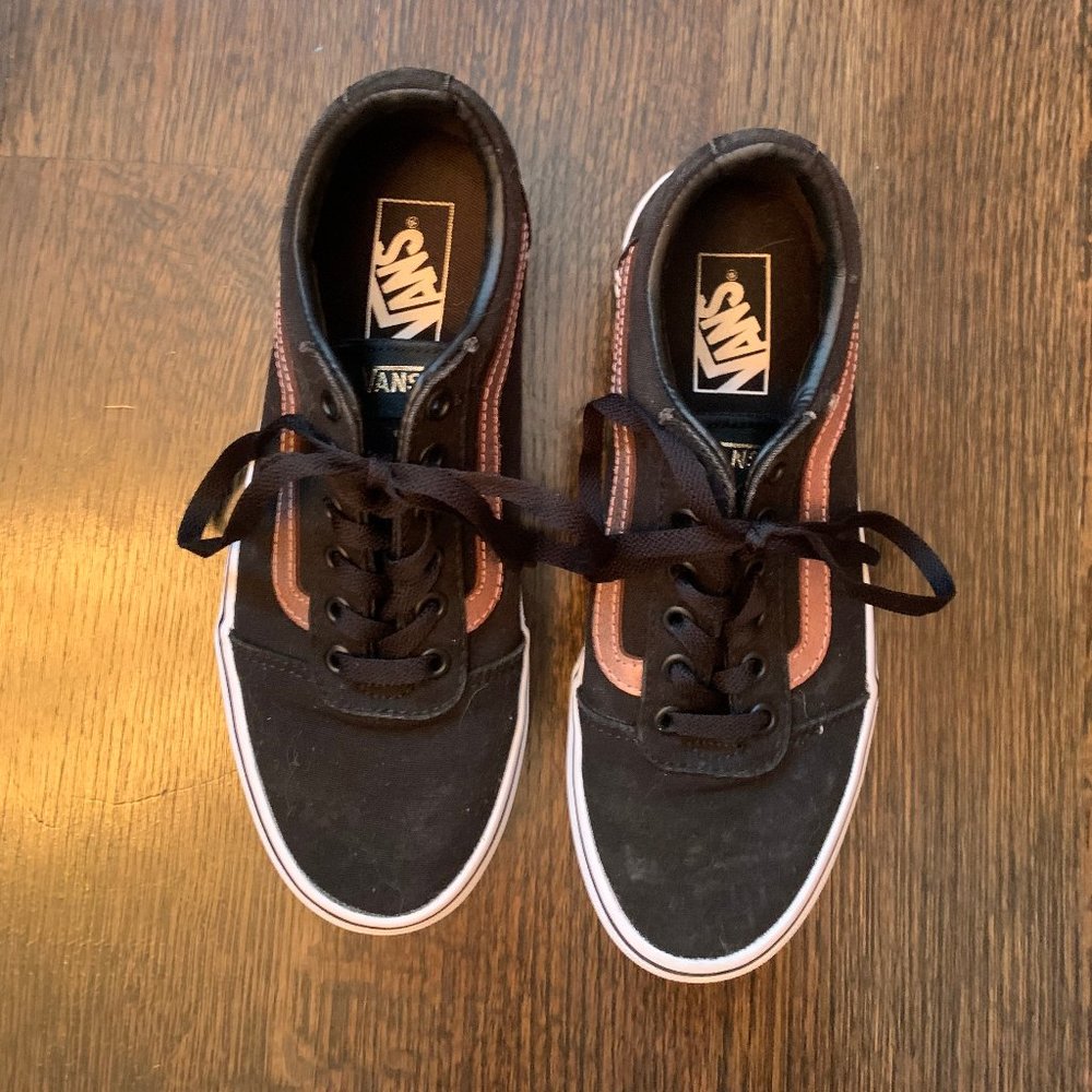 Black Vans Sneakers